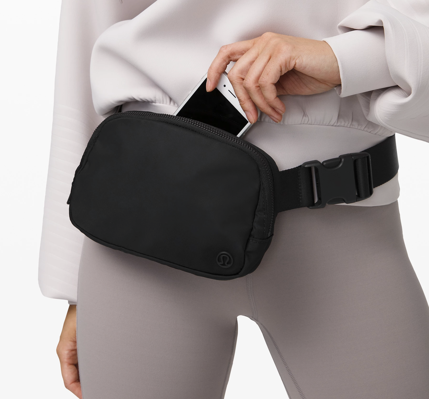 Lululemon Everywhere Belt Bag alternate view